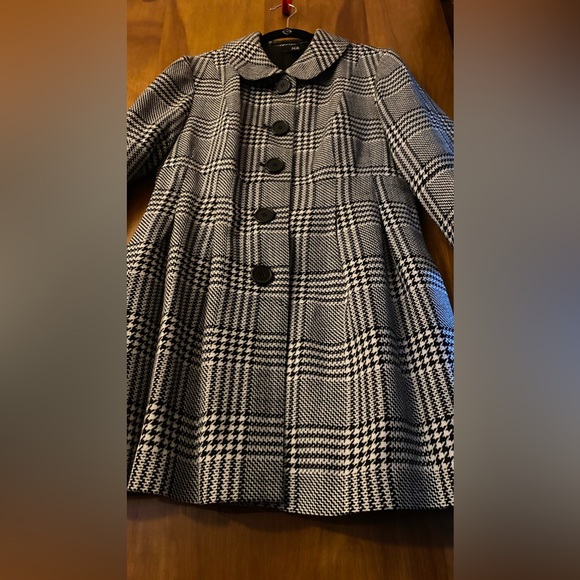 AGB black and white checked spring coat. Bell sleeves. Wool 16.5x33 inches. - Picture 2 of 7